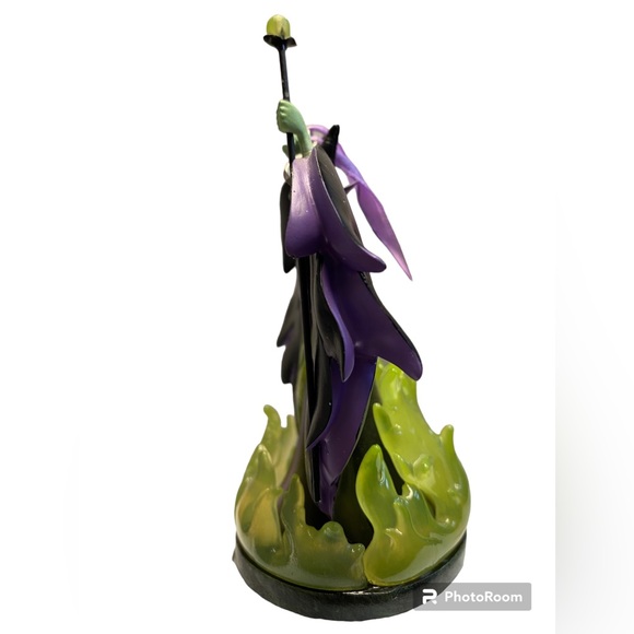 COPY - 2017 Disney’s Maleficent  Sketchbook Ornament - Picture 7 of 10